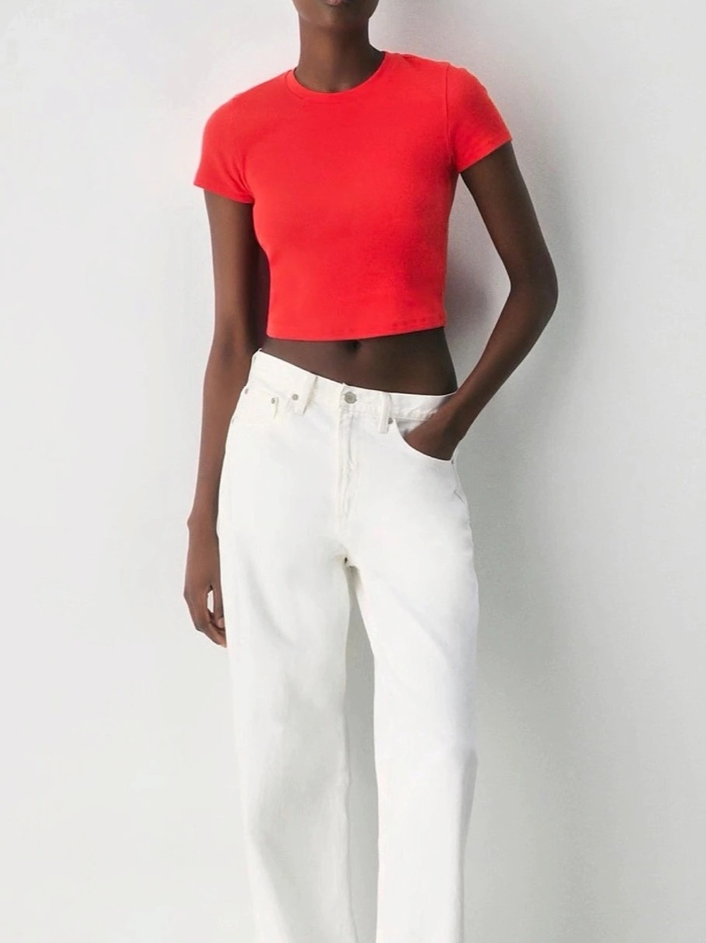 Aritzia HomeStretch Rib Tune T-Shirt Red Cropped Tee Size Small